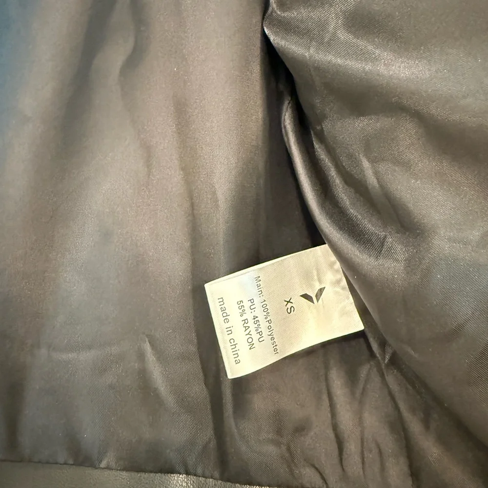 Ruve Javan Sherling Jacket Black - Picture 8 of 11